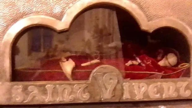 Hộp sọ của thánh Vivent bị đánh cắp tại nhà thờ Pháp